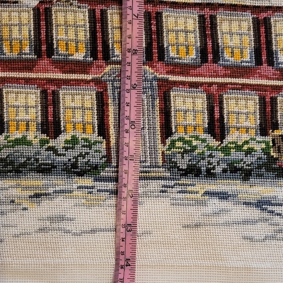 Charming Winter House Cross Stitch - Picture 5 of 6